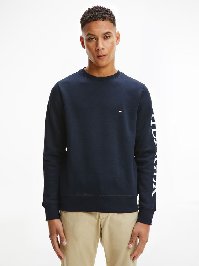 HILFIGER LOGO ON SLEEVE CREWNECK modrá